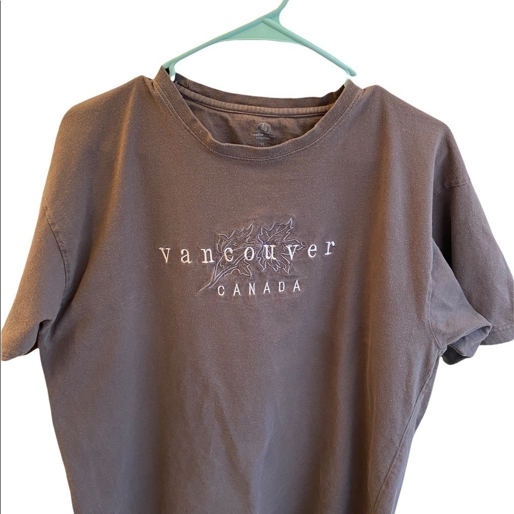 𝅺xl Canadian Country T Shirt